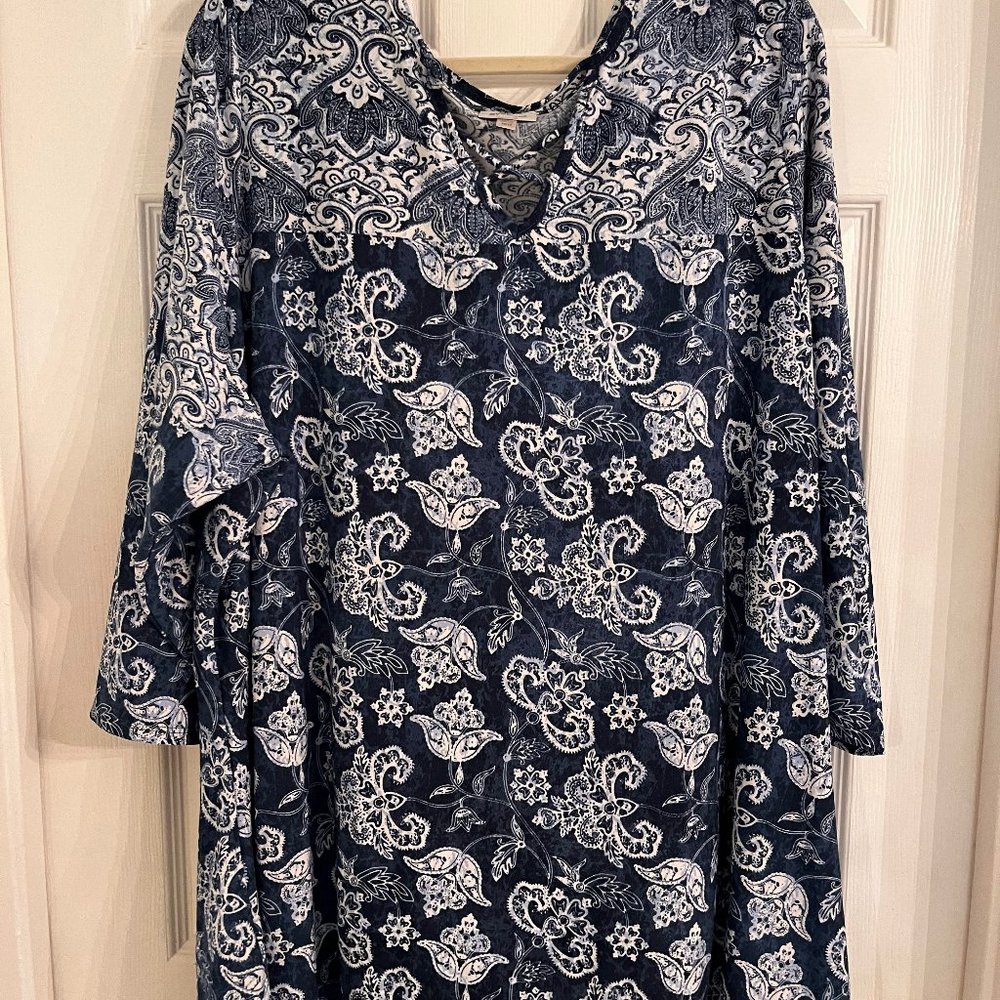 Avenue, Tunic, Size 30/32, Blue & White
